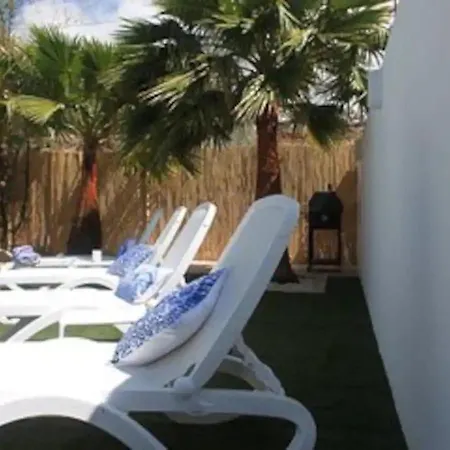 Santa Monica Villa *